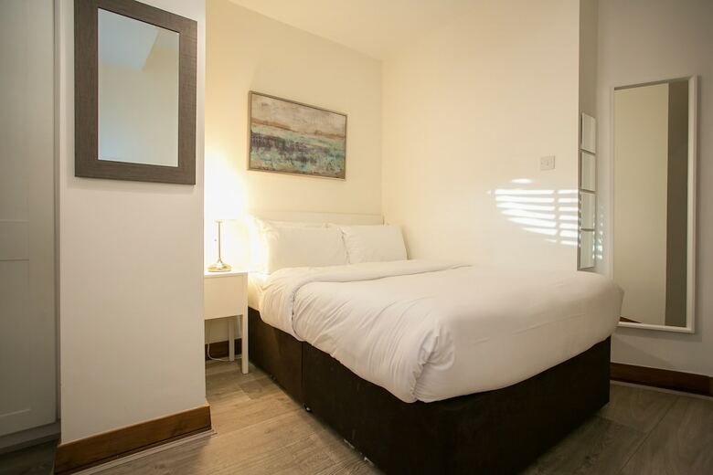 O'connell Bridge Apartments