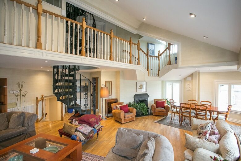 O'connell Bridge Apartments