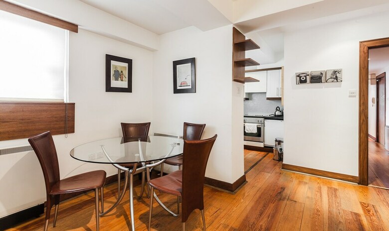 O'connell Bridge Apartments