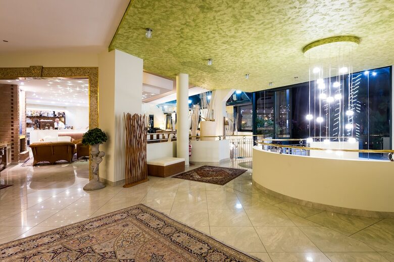 Hotel Mediterranee Family & Spa Hotel