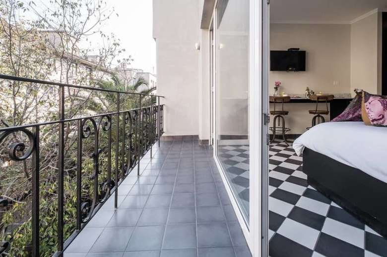 Apart Hotel B
