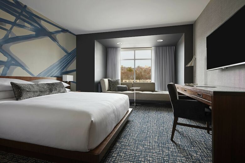 Hotel Ithaca Marriott Downtown On The Commons