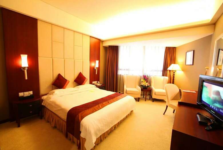 Century Plaza Hotel