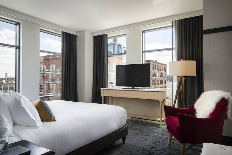 Kimpton Journeyman Hotel