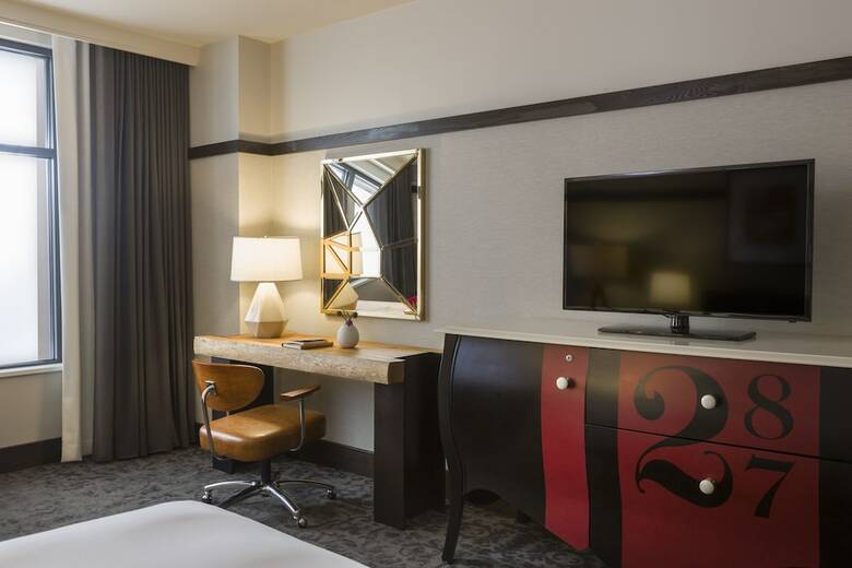 Kimpton Journeyman Hotel