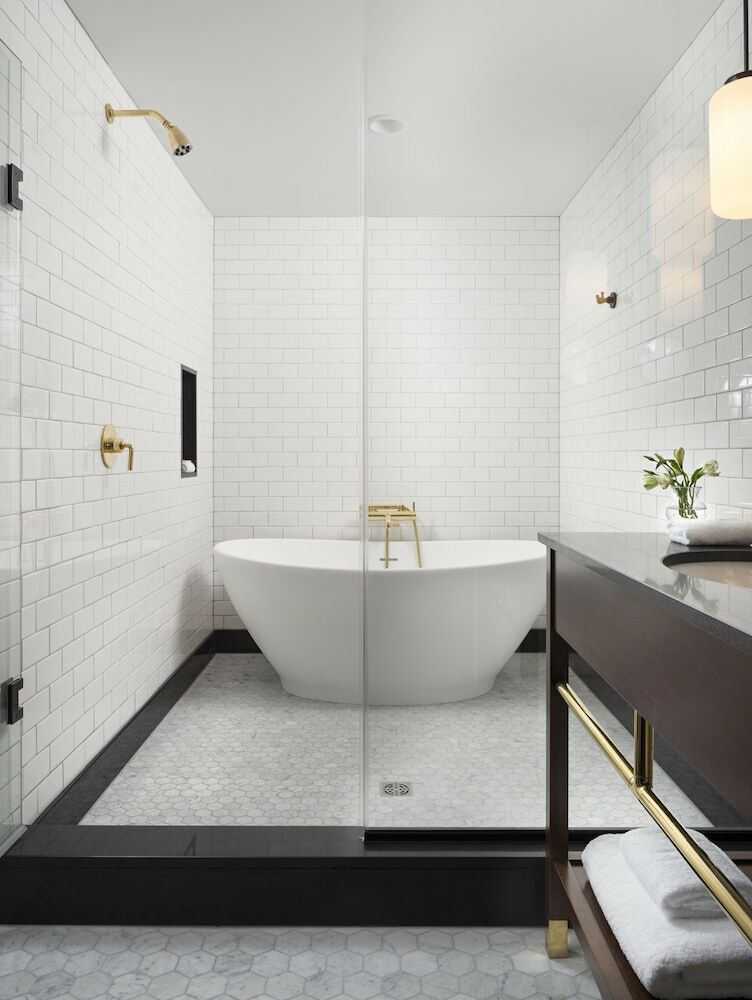 Kimpton Journeyman Hotel