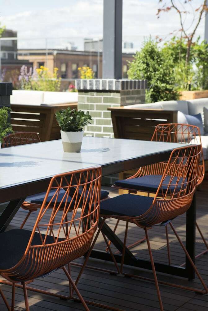 Kimpton Journeyman Hotel