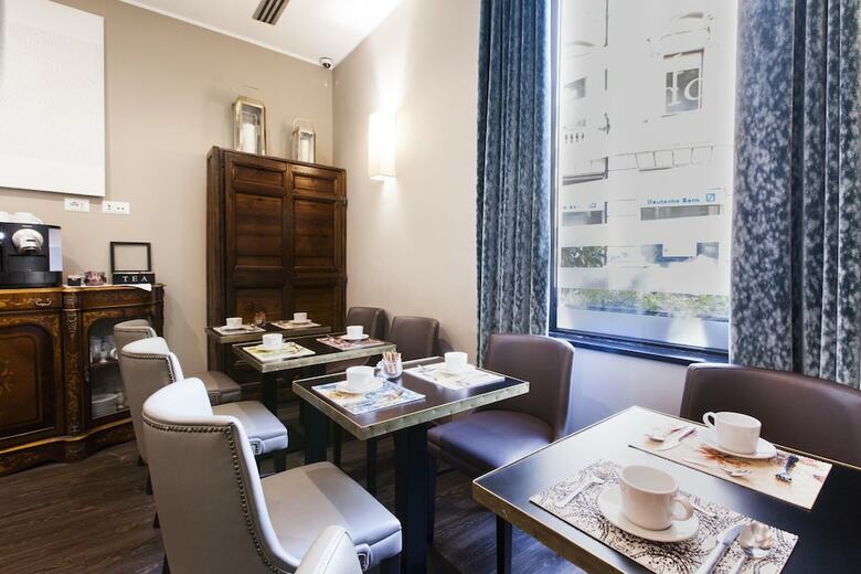 Giuturna Boutique Hotel