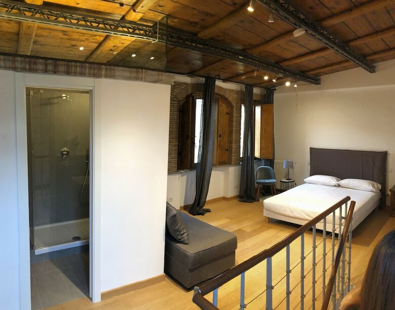 Giuturna Boutique Hotel