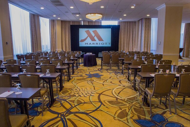 Hotel Teaneck Marriott At Glenpointe