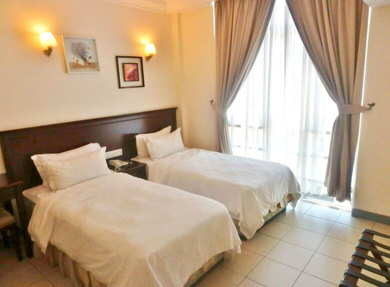 De Galleria Hotel