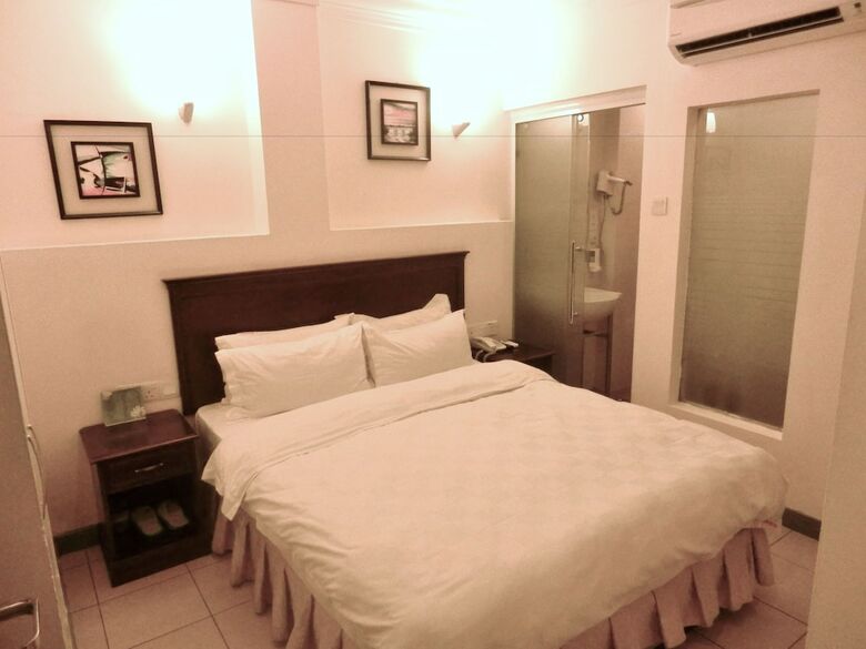 De Galleria Hotel