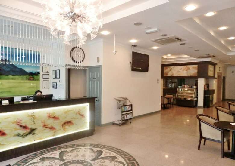 De Galleria Hotel