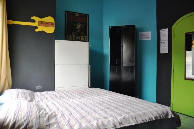 Vila Rock Hostel