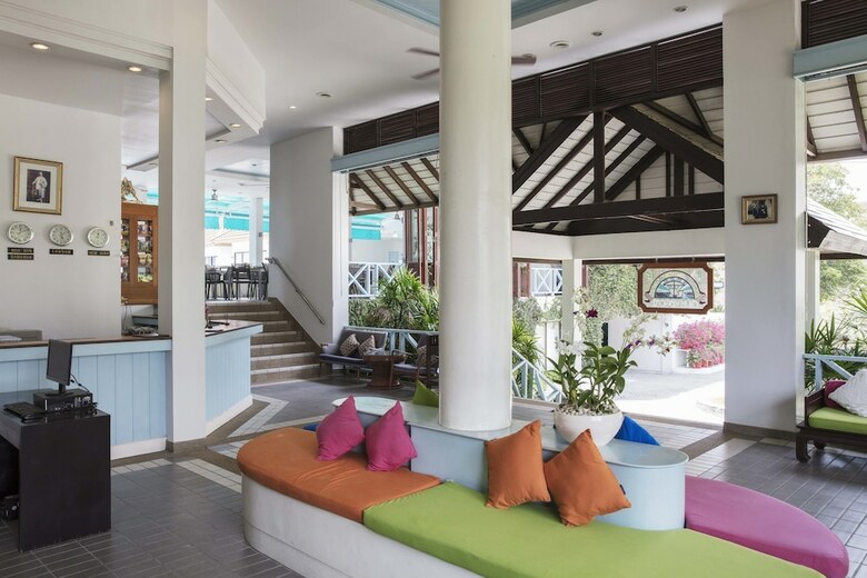 Hotel Chomview Residence