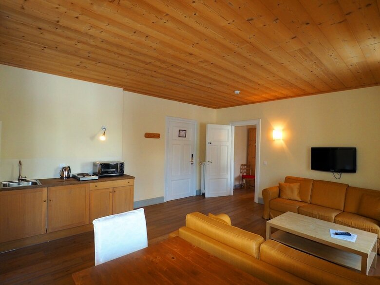 Bed & Breakfast Maloja Club House