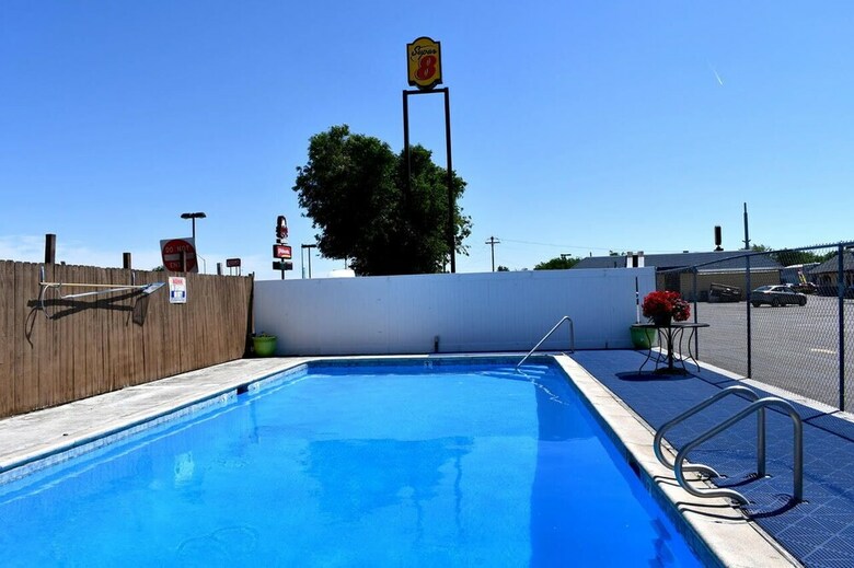 Motel Super 8 By Wyndham Ontario
