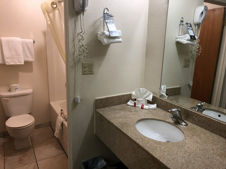 Motel Super 8 By Wyndham Ontario
