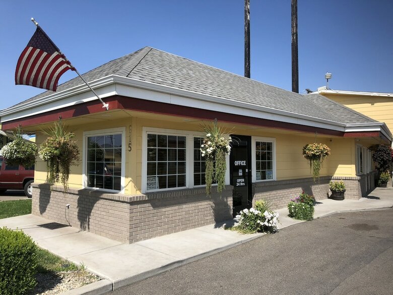 Motel Super 8 By Wyndham Ontario
