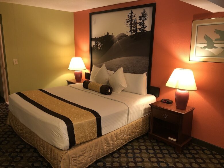 Motel Super 8 By Wyndham Ontario