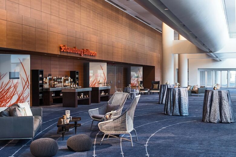 Renaissance Schaumburg Convention Center Hotel