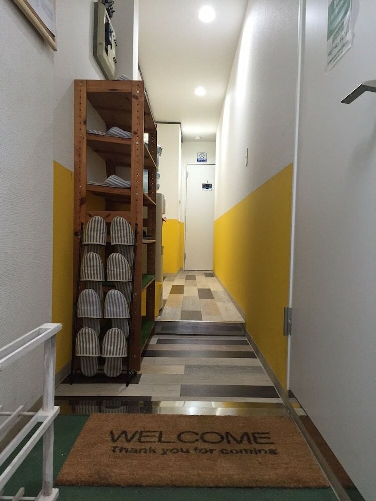 Hostal Guest House Naraya - Hostel