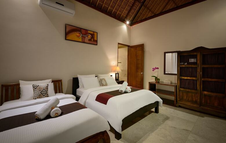 Balangan Beach Villa