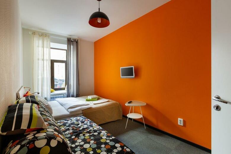 Station Hotel M19