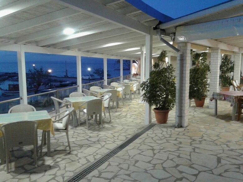 Golden Sunset Hotel
