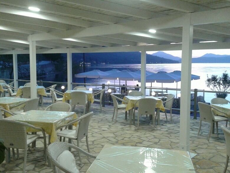 Golden Sunset Hotel