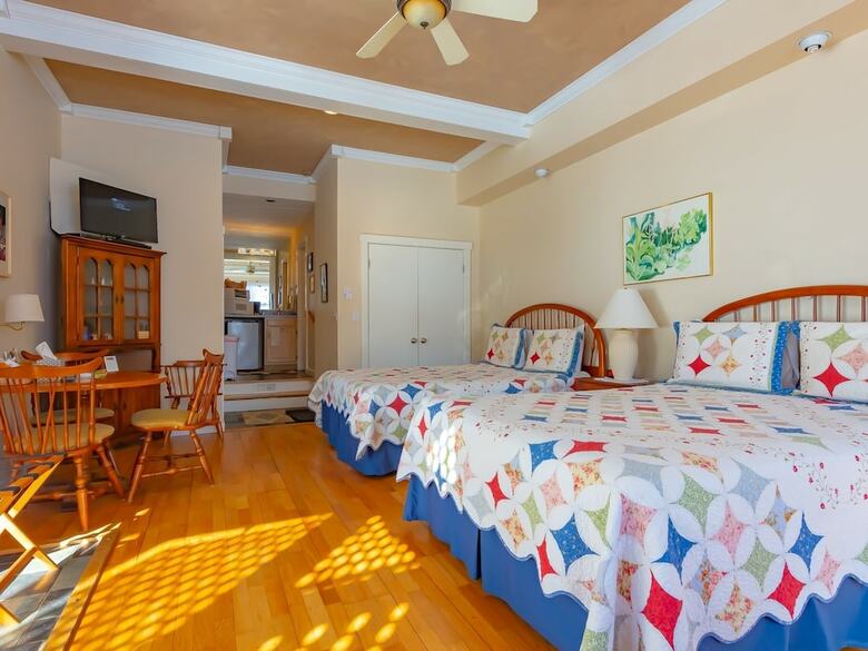 Bed & Breakfast Shaker Mill Inn