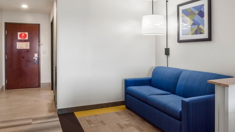 Hotel Holiday Inn Express And Suites Newton