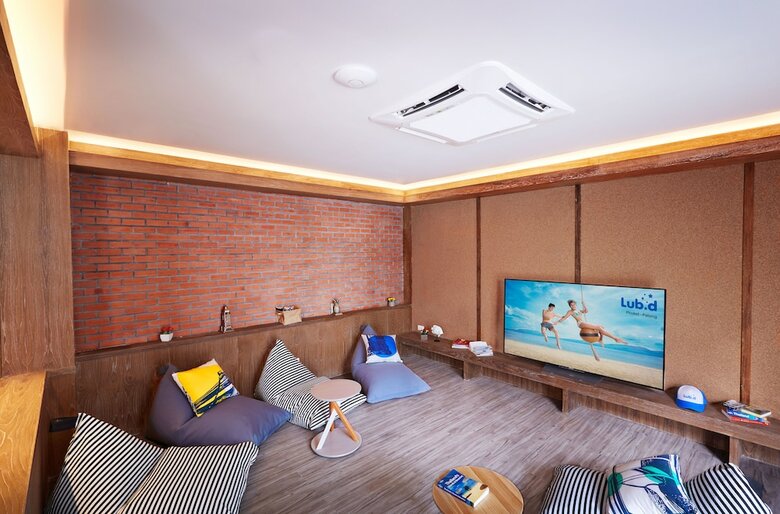 Hostal Lub D Phuket Patong