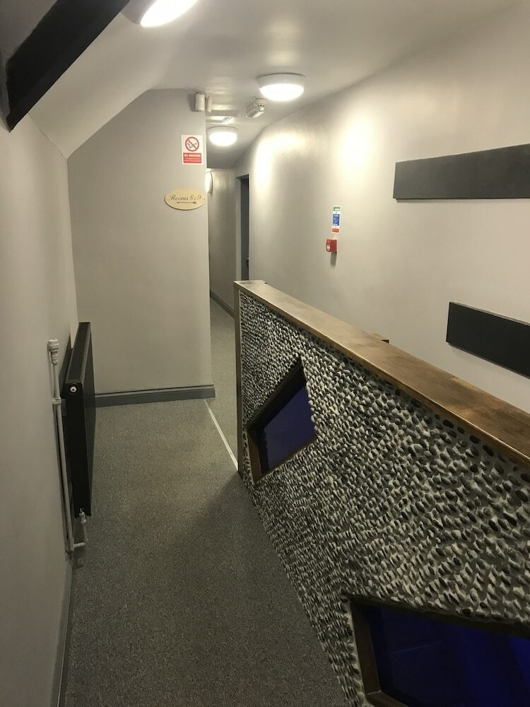Bennetts Hotel