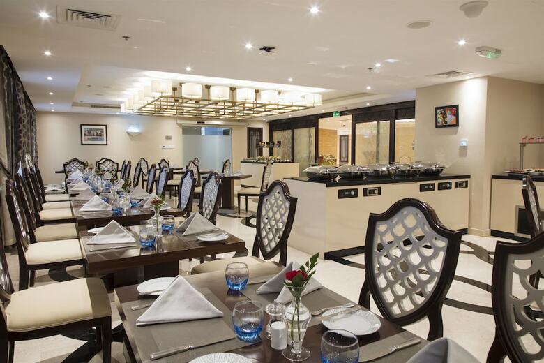 Aparthotel Coral Muscat Hotel & Apartment