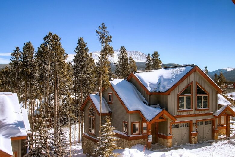 Saddlewood Townhomes
