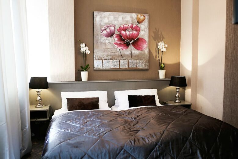 Lux Hotel
