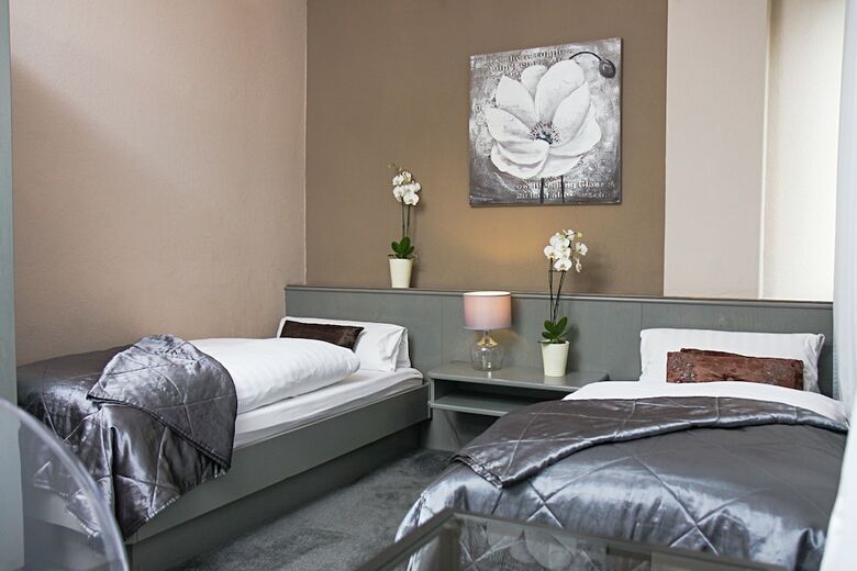 Lux Hotel
