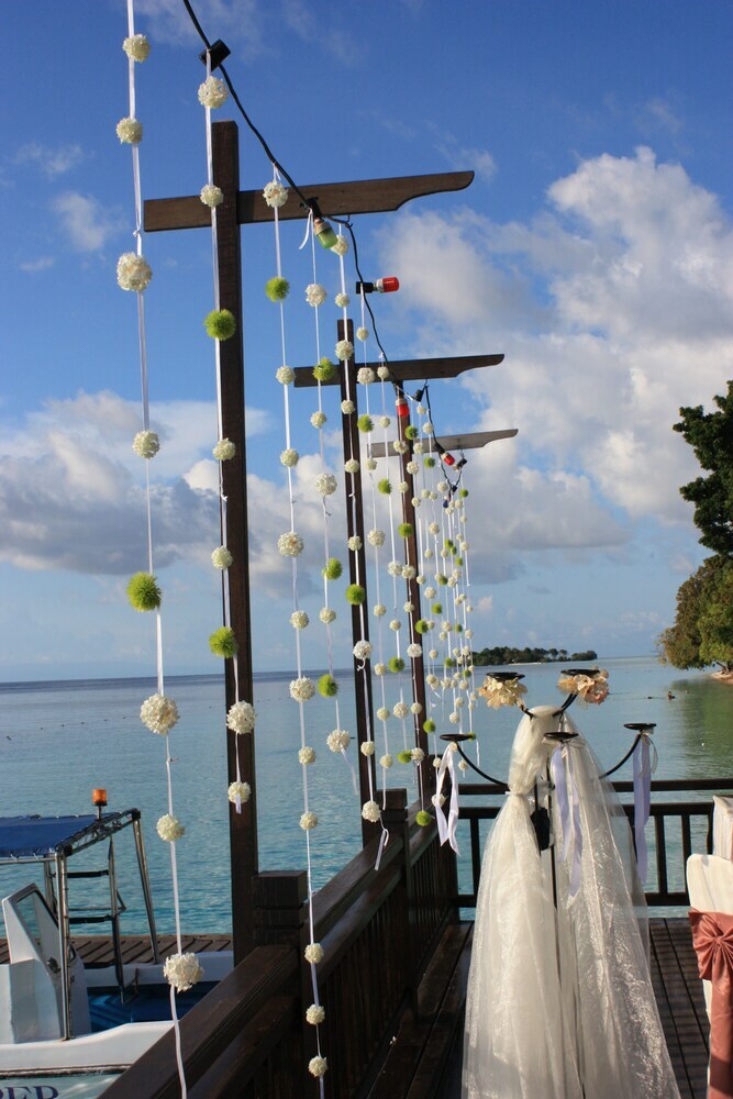 Hotel The Reef Dive Resort