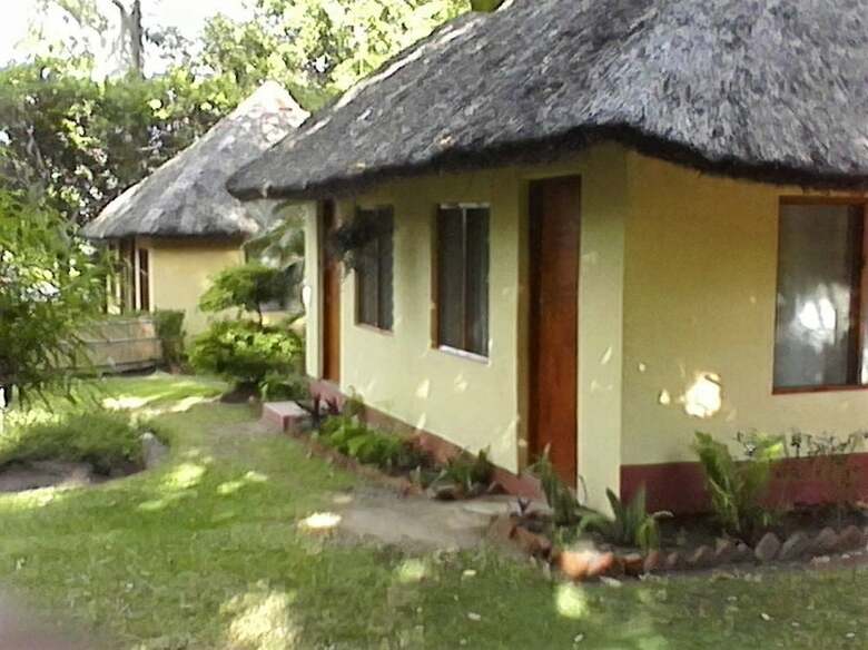 Posada Nkhudzi Beach Lodge