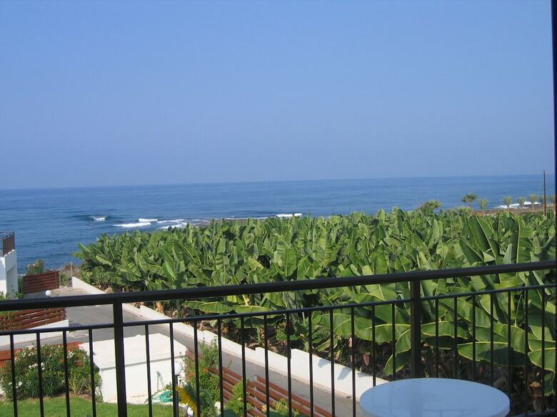 Five Waves Holiday Villas