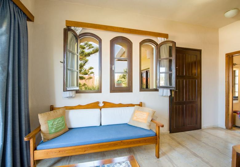 Evangelos Apartments
