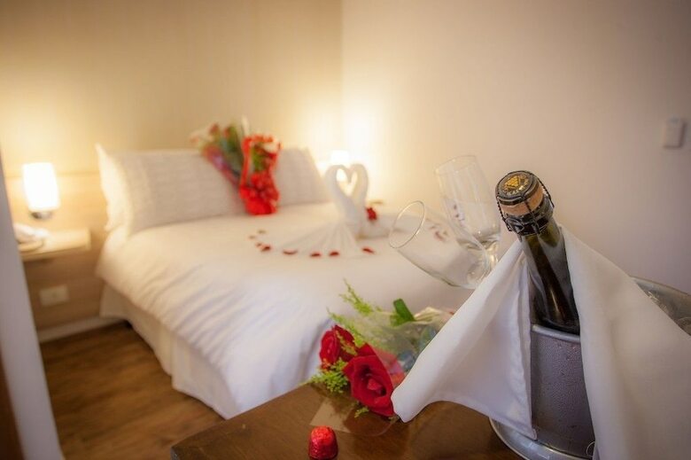 Summit Hotel Aruj�
