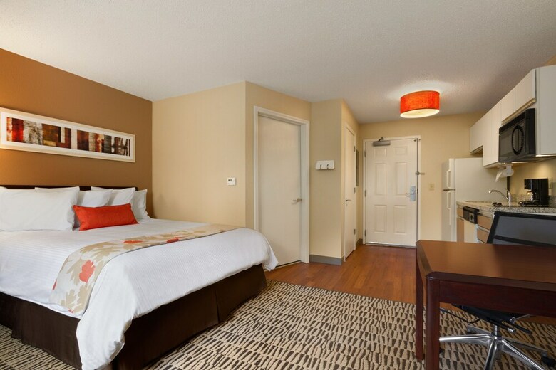 Aparthotel Hawthorn Suites By Wyndham Greensboro