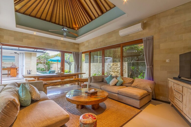 Lacasa Villa Legian