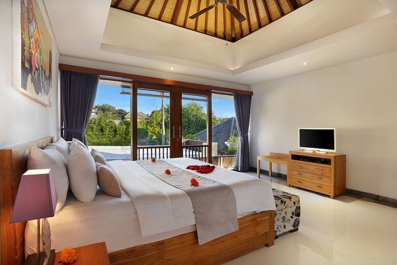 Lacasa Villa Legian