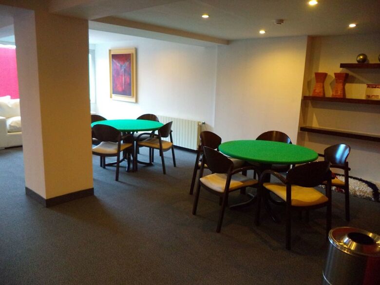 Hotel Mil 810