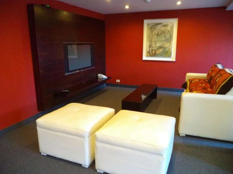 Hotel Mil 810
