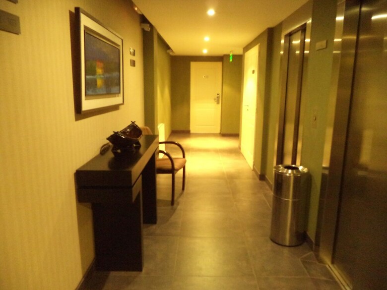 Hotel Mil 810