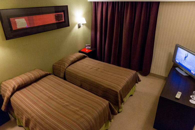 Hotel Mil 810